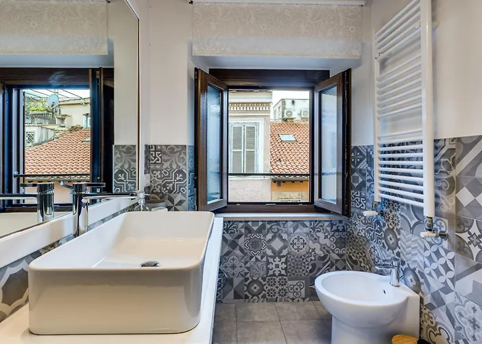 Linhouse * Roma